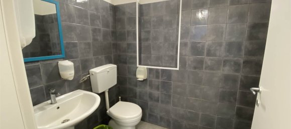 2 rooms Commercial property in Catania, Italy No. 43245 13