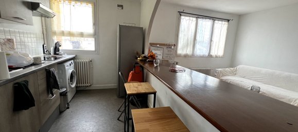Apartamento de 2 dormitorios en Nanterre, France No. 175028 10