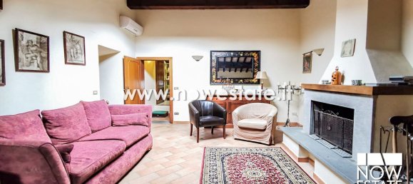 Дом с 8 комнатами в Сансеполькро, Италия № 119868 6