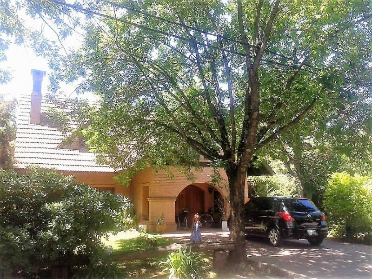 Дом с 4 спальнями в Тигре, Аргентина № 66753