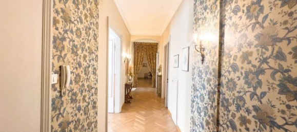 4 chambres Appartement à Trieste, Italy No. 259521 6