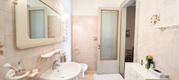 4 chambres Appartement à Trieste, Italy No. 259521 37