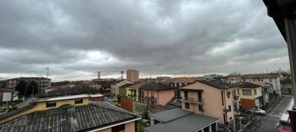 Квартира с 3 комнатами в Лоди Веккьо, Италия № 150816 5