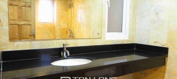 3 bedrooms Apartment in Ba Dinh, Vietnam No. 2369 14