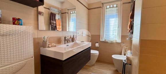 2 غرف نوم شقة في Rome, Italy رقم 263332 20