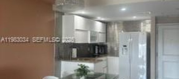 1 chambre propriété commerciale à vendre à Miami, Miami-Dade, Florida, USA № 615727 14