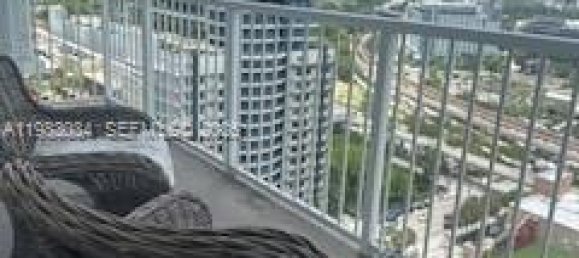 1 chambre propriété commerciale à vendre à Miami, Miami-Dade, Florida, USA № 615727 4