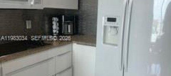 1 chambre propriété commerciale à vendre à Miami, Miami-Dade, Florida, USA № 615727 10