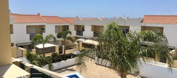 4 bedrooms Townhouse in Adeje, Spain No. 43837 2