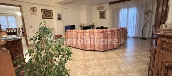 3 bedrooms House in Pisa, Italy No. 210224 11