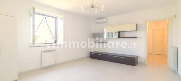 1 bedroom Apartment in Rome, Italy No. 267395 11