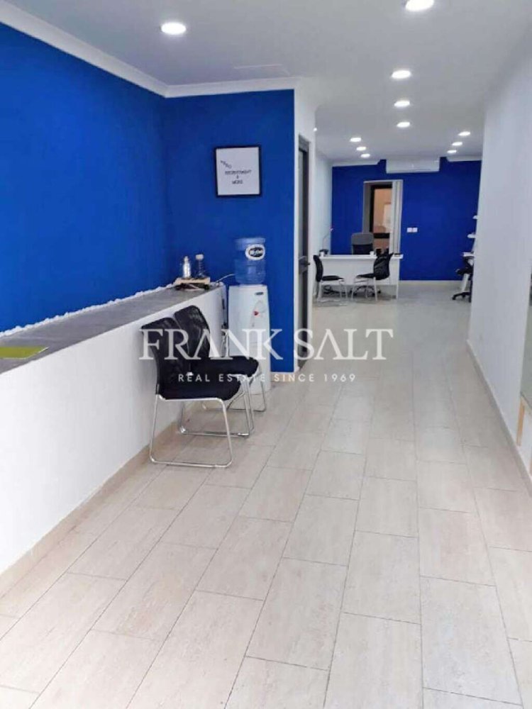 Magasin à Saint Julian's, Malta 65m² No. 38