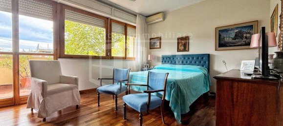 3 bedrooms Apartment in Livorno, Italy No. 285088 8