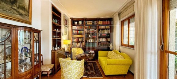 3 bedrooms Apartment in Livorno, Italy No. 285088 14