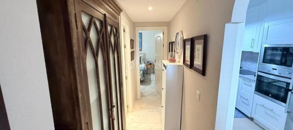 Apartamento de 2 dormitorios en Marbella, Spain No. 173739 13
