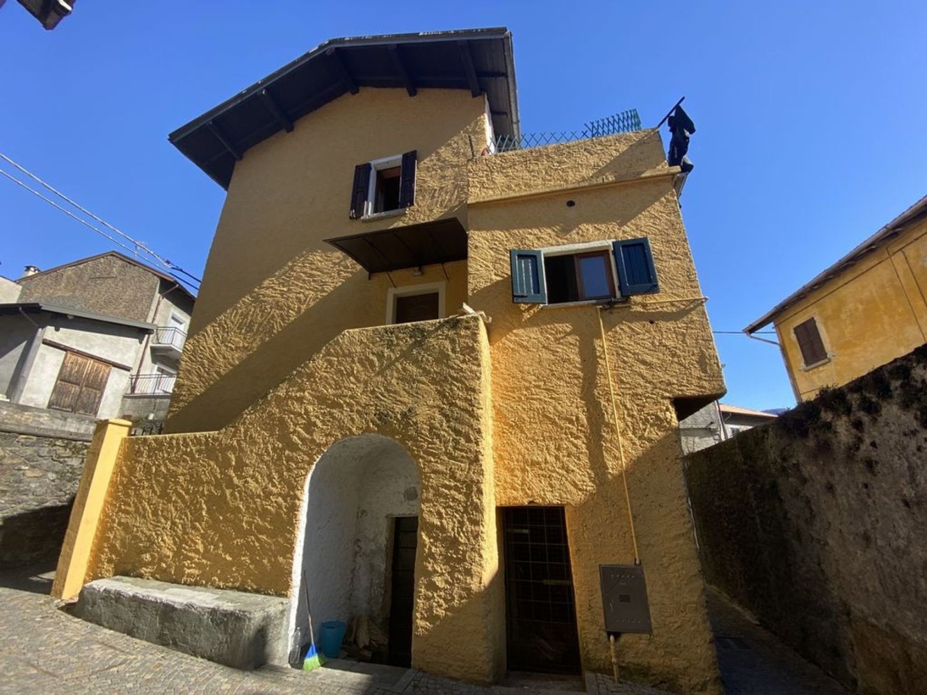 5 rooms House in Cremia, Italy No. 72632