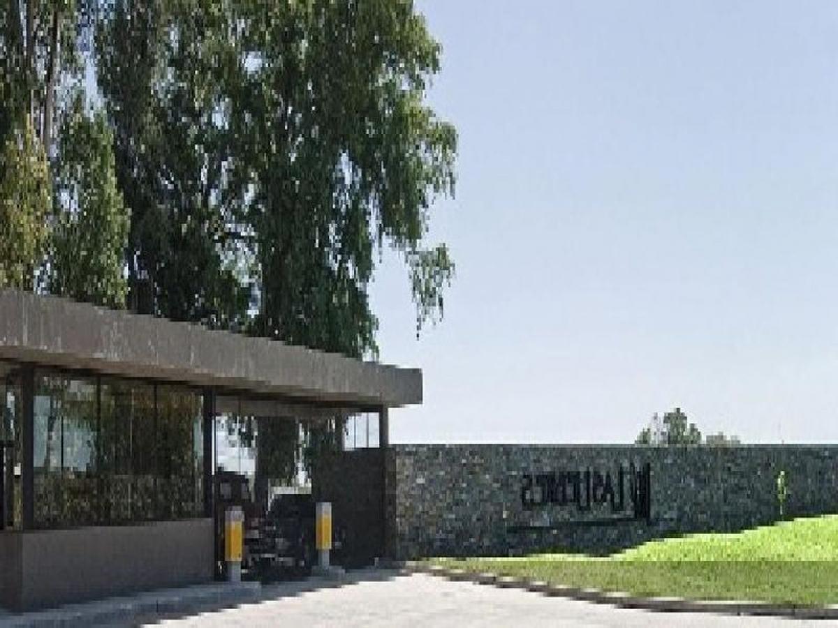 Terreno en Pilar, Argentina No. 111888