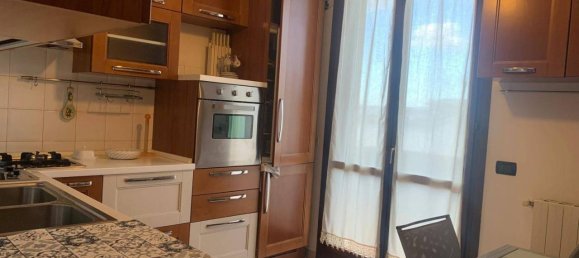 6 rooms Apartment in Ravenna, Italy No. 27924 4