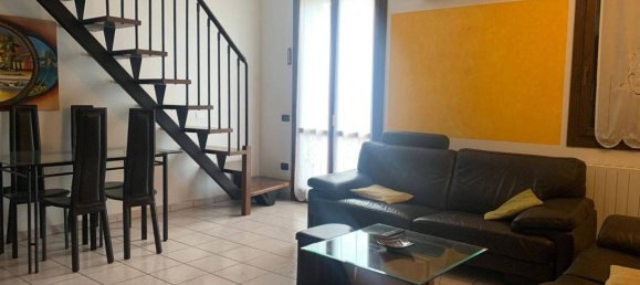 6 rooms Apartment in Ravenna, Italy No. 27924 2
