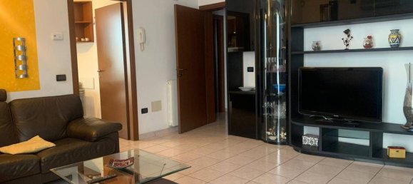 6 rooms Apartment in Ravenna, Italy No. 27924 3