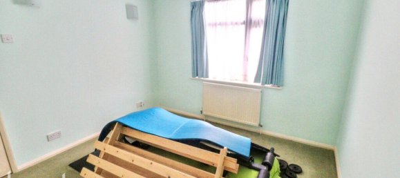 4 bedrooms Commercial property in Dagenham, United Kingdom No. 4815 21