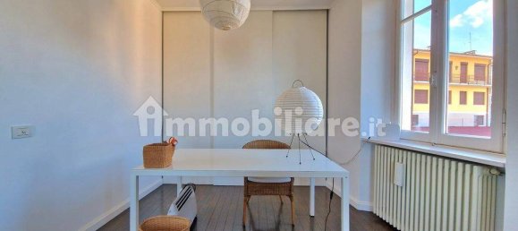 Apartamento de 3 dormitorios en Stresa, Italy No. 19406 19