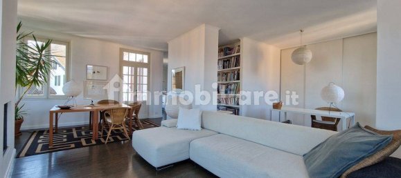 Apartamento de 3 dormitorios en Stresa, Italy No. 19406 16