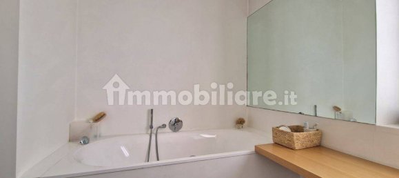 Apartamento de 3 dormitorios en Stresa, Italy No. 19406 47