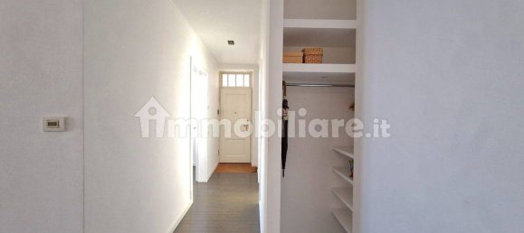 Apartamento de 3 dormitorios en Stresa, Italy No. 19406 27