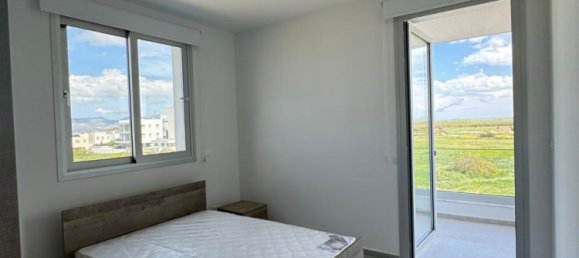 Квартира с 1 спальней в Строволос, Никосия, Кипр № 26158 3