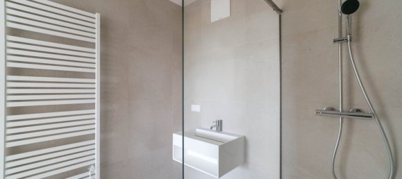 49m² Commercial property in Favoriten, Austria No. 127388 8