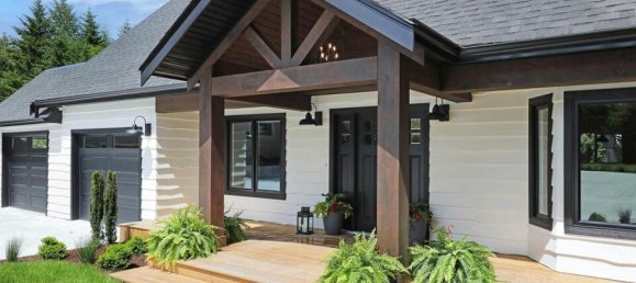 4 bedrooms House in British Columbia, Canada No. 1101 2