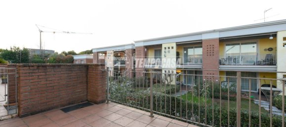 2 bedrooms Apartment in Padenghe sul Garda, Italy No. 6989 15