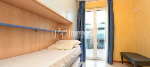 2 bedrooms Apartment in Padenghe sul Garda, Italy No. 6989 13