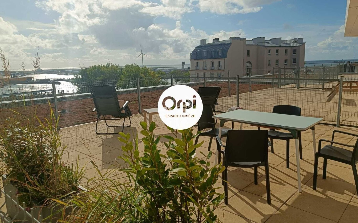 2غرفة شقة في Boulogne-sur-Mer, France رقم 338061