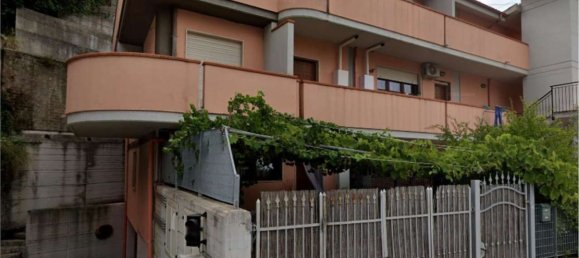 3 rooms Apartment in Riano, Italy No. 201492 2