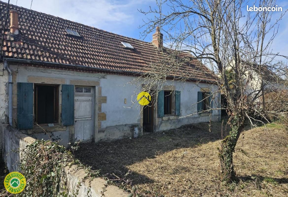 Casa T2 em Cosne-d'Allier, France N.º 207551