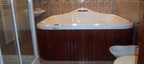 5 rooms Apartment in Campo nell'Elba, Italy No. 75175 3