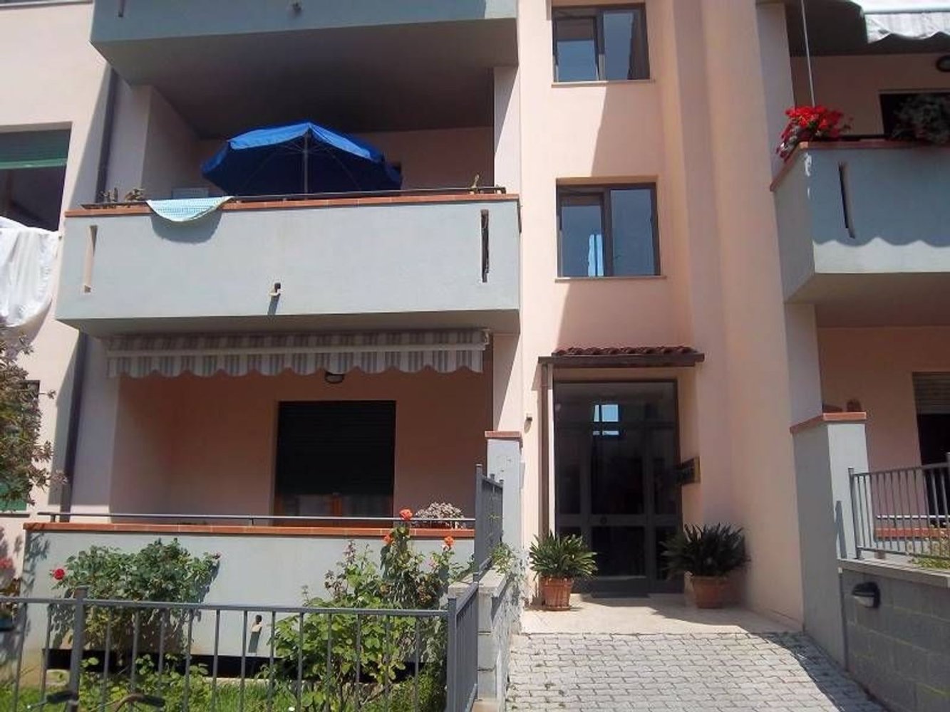 5 rooms Apartment in Campo nell'Elba, Italy No. 75175