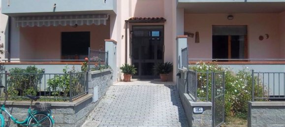 5 rooms Apartment in Campo nell'Elba, Italy No. 75175 6