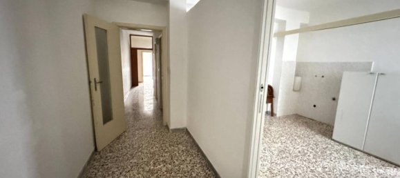 4-salle Appartement à Putignano, Italy No. 37486 29