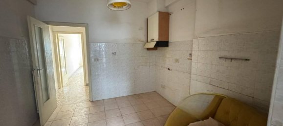 4-salle Appartement à Putignano, Italy No. 37486 16