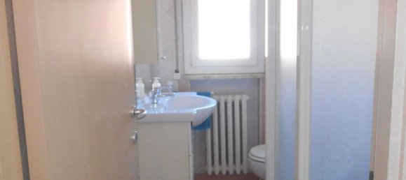 2 rooms Apartment in Ferrara, Italy No. 308092 10