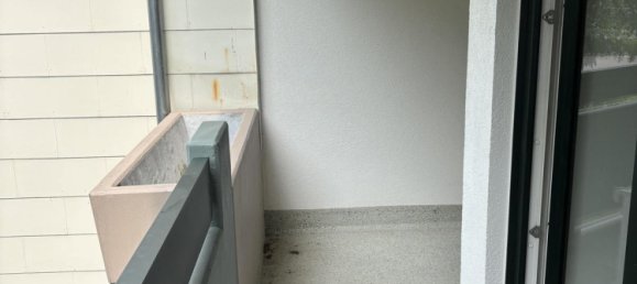 Apartamento de 1 dormitorio en Roth, Germany No. 274386 3