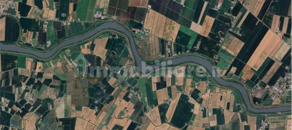 3 bedrooms Apartment in Lendinara, Italy No. 275504 3