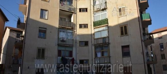Apartamento de 4 divisões em Catania, Italy N.º 49157 20