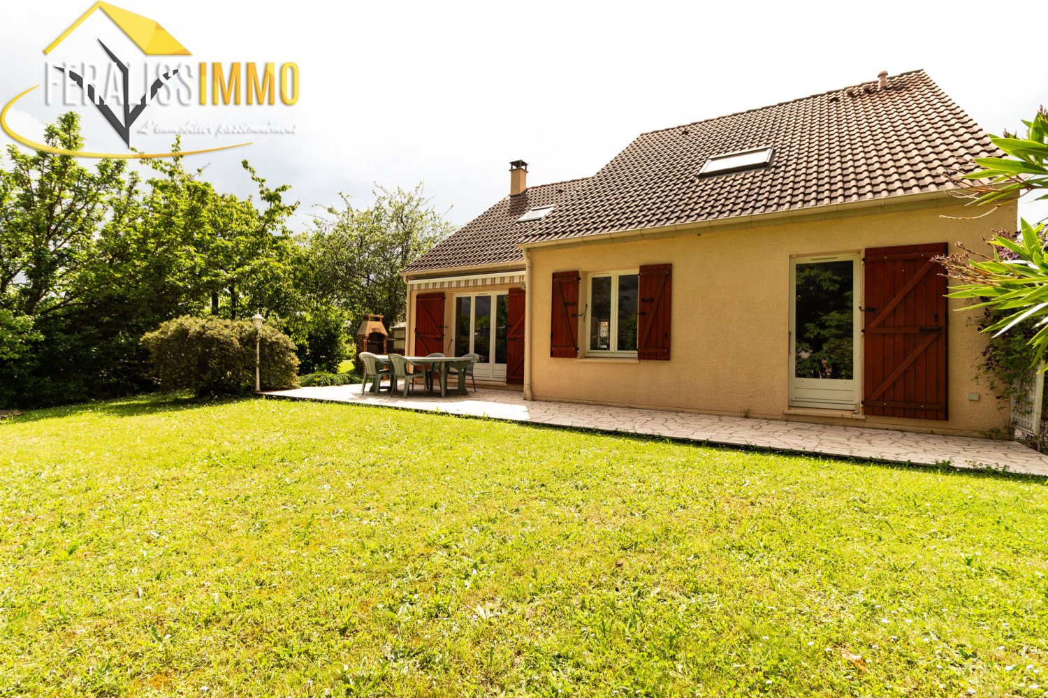 4 bedrooms House in Vaux-sur-Seine, France No. 177953