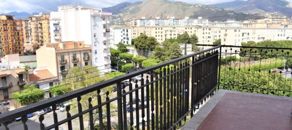 4 غرف نوم شقة في Palermo, Italy رقم 360025 2