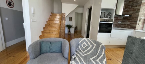 241m² Building in Setubal, Portugal No. 106183 10