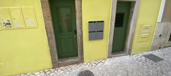 241m² Building in Setubal, Portugal No. 106183 46